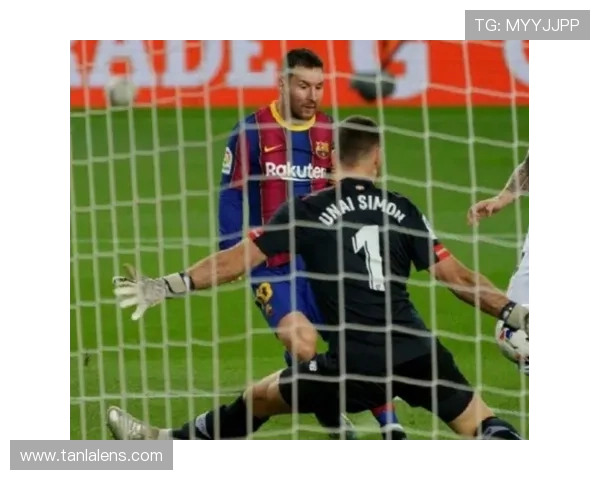 格列兹曼战术跑位解析：无球移动与进攻串联持续提升