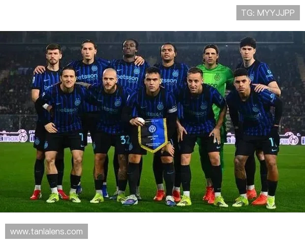 国米中场对 Lautaro 的支持