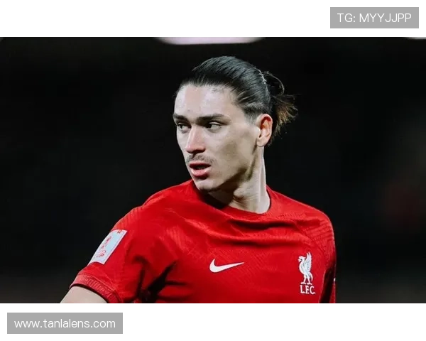 利物浦新9号的定位之争：努涅斯到底适合什么角色