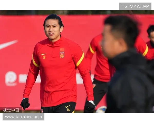 张玉宁连吃三天飞机餐，家里冰箱到底放了啥？